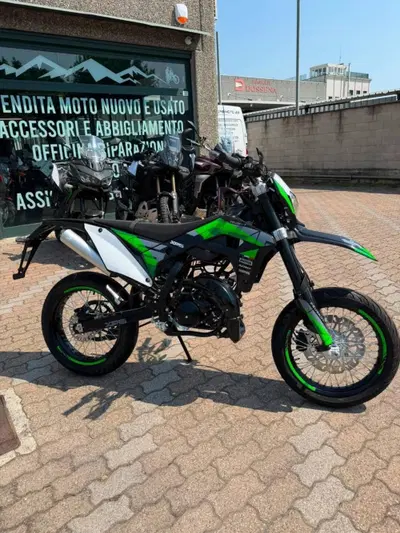 Peugeot XP6 Supermotard R (2026) nuova