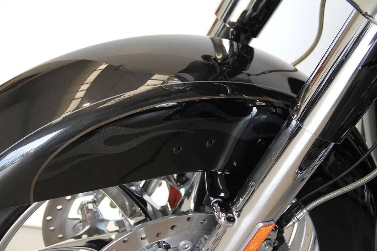 Harley-Davidson 1800 Street Glide (2010 - 11) - FLHXSE (18)