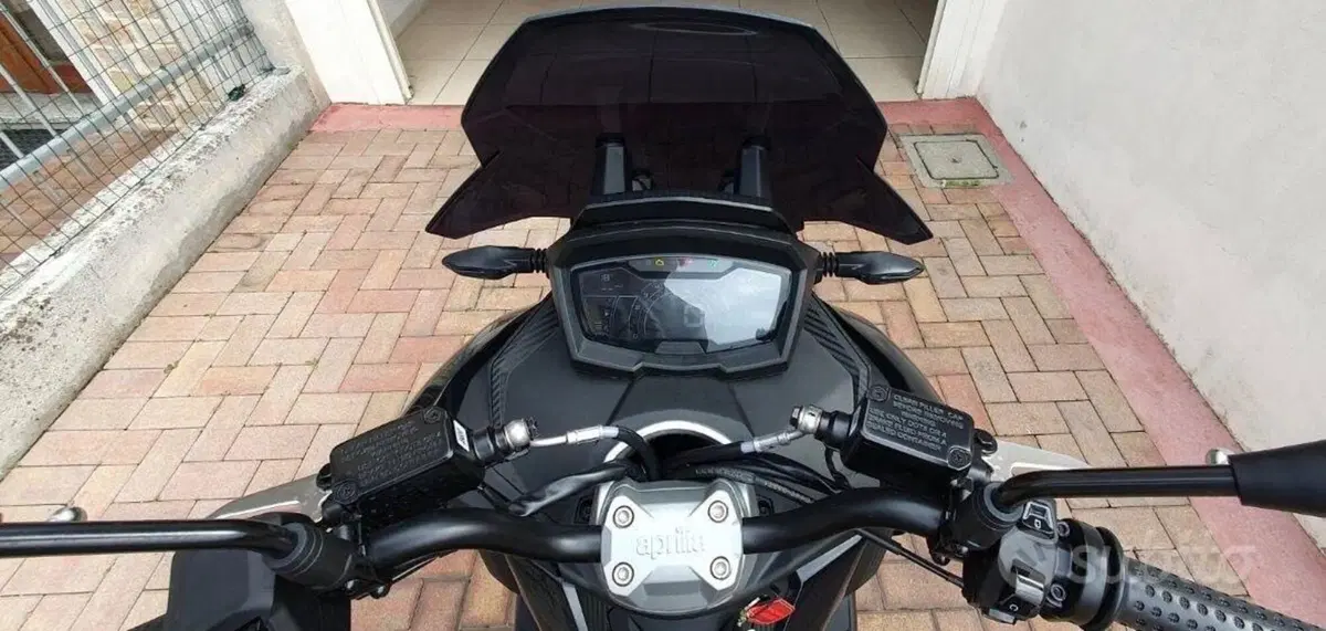 Aprilia SR GT 200 (2025 - 26) (3)