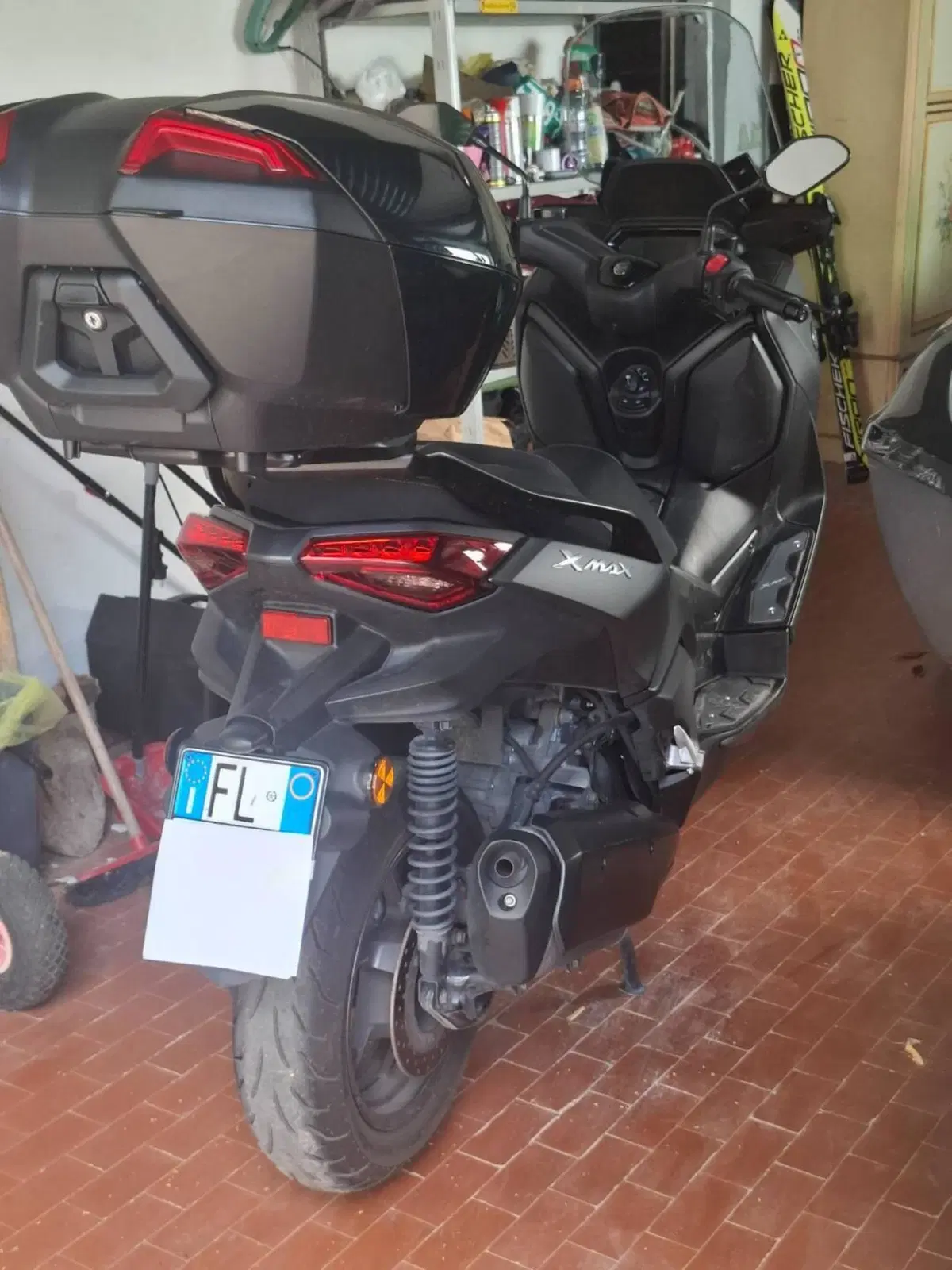 Yamaha X-Max 300 (2025 - 26) (2)