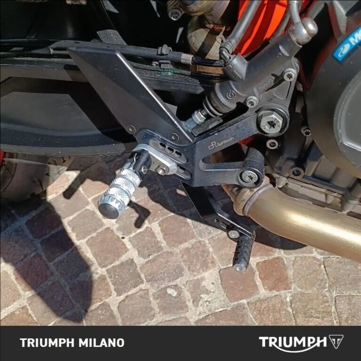 KTM 890 Duke R (2021) (4)