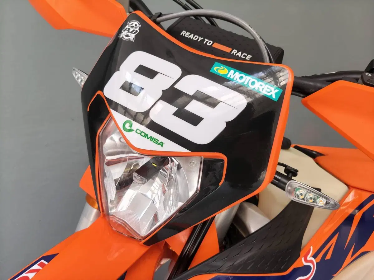 KTM 300 EXC Six Days (2025) (3)