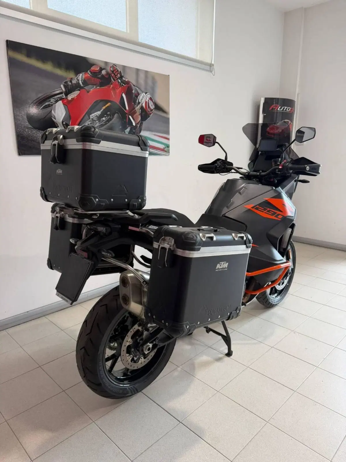 KTM 1290 Super Adventure S (2021) (5)