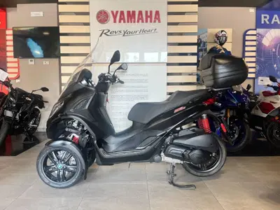 Piaggio MP3 300 Sport ABS Hpe (2021 - 24) usata