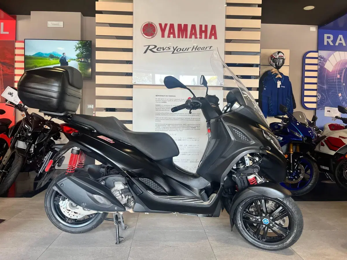 Piaggio MP3 300 Sport ABS Hpe (2021 - 24) (4)