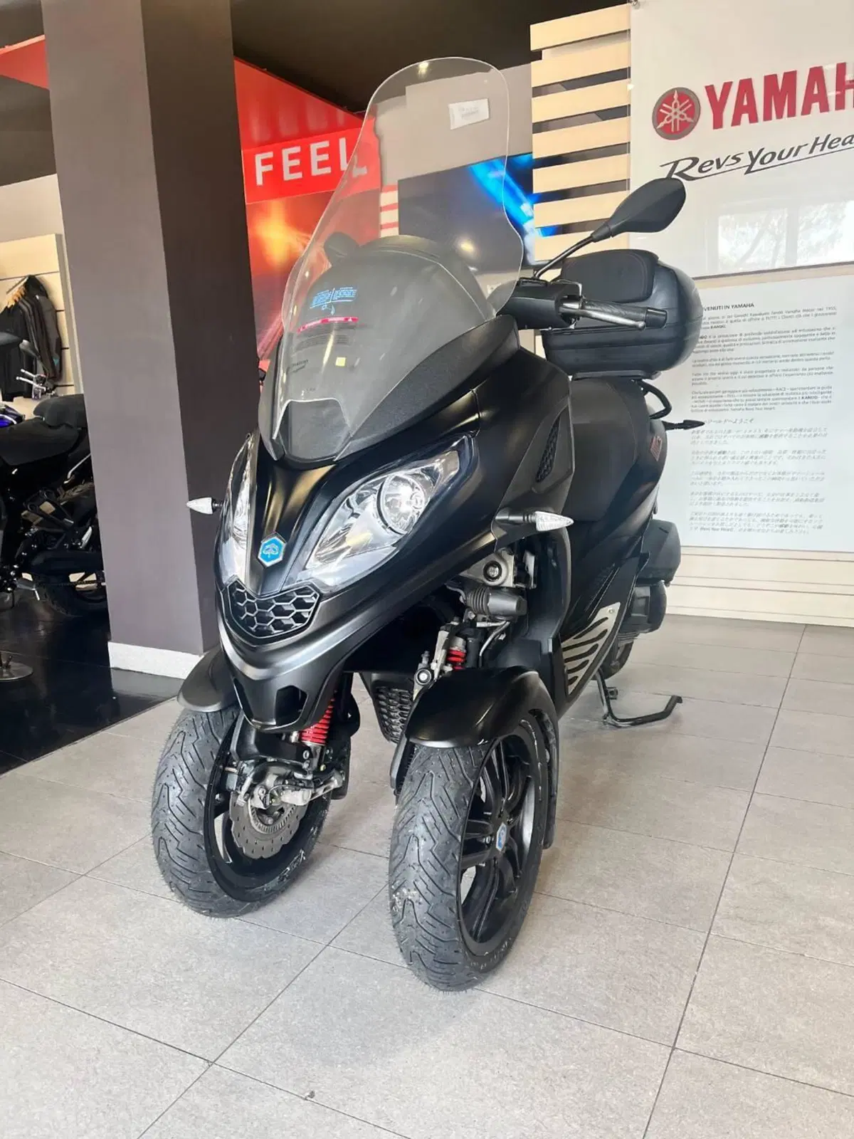Piaggio MP3 300 Sport ABS Hpe (2021 - 24) (9)