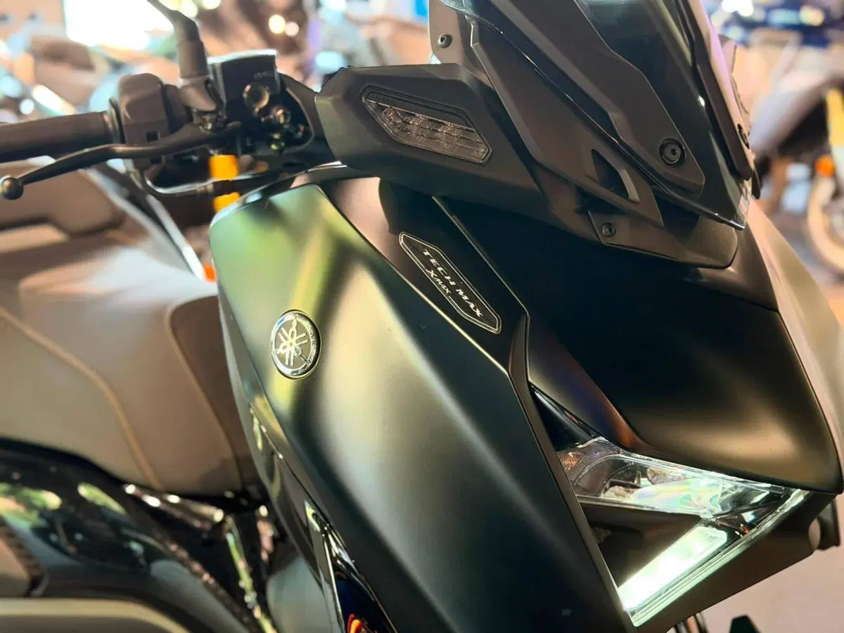 Yamaha X-Max 300 Tech Max (2021 - 24) (3)