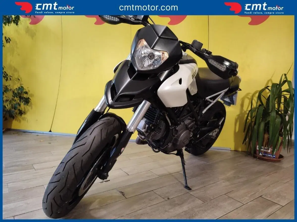 Ducati Hypermotard 796 (2012) (2)