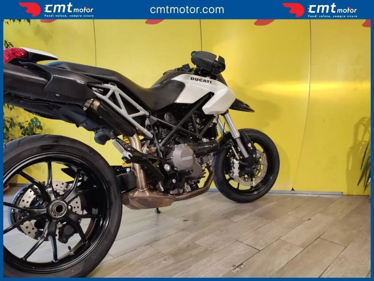 Ducati Hypermotard 796 (2012) (8)