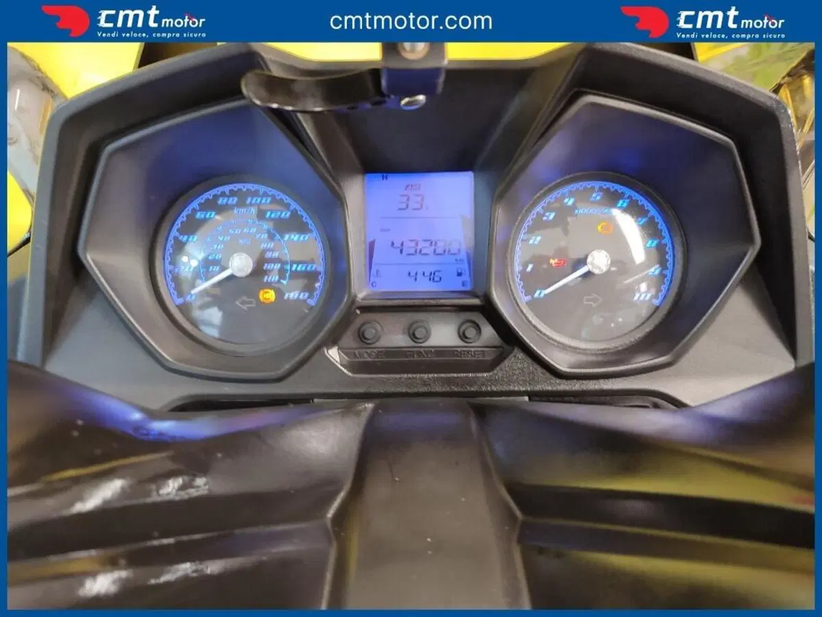 Kymco Downtown 350i ABS (2016 - 20) (5)