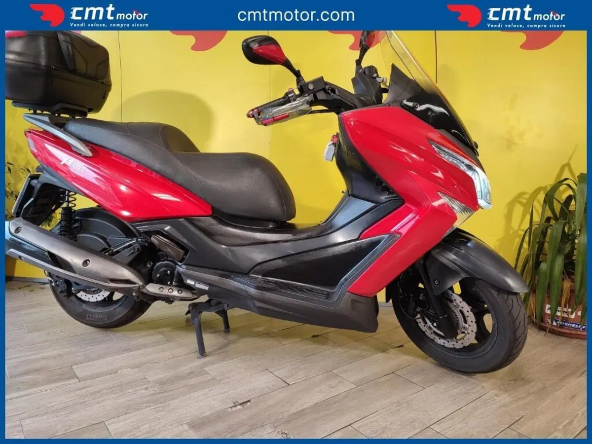 Kymco X-Town 300i ABS (2016 - 20) (6)