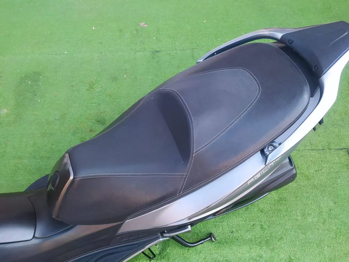 Kymco Agility 300i ABS (2019 - 20) (7)