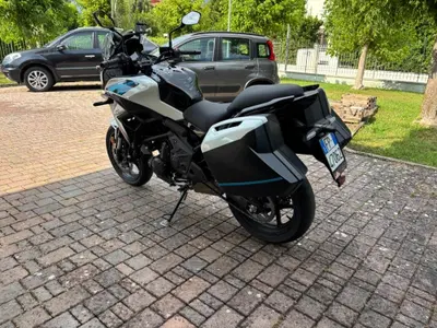 Kawasaki Versys 650 (2025 - 26) usata