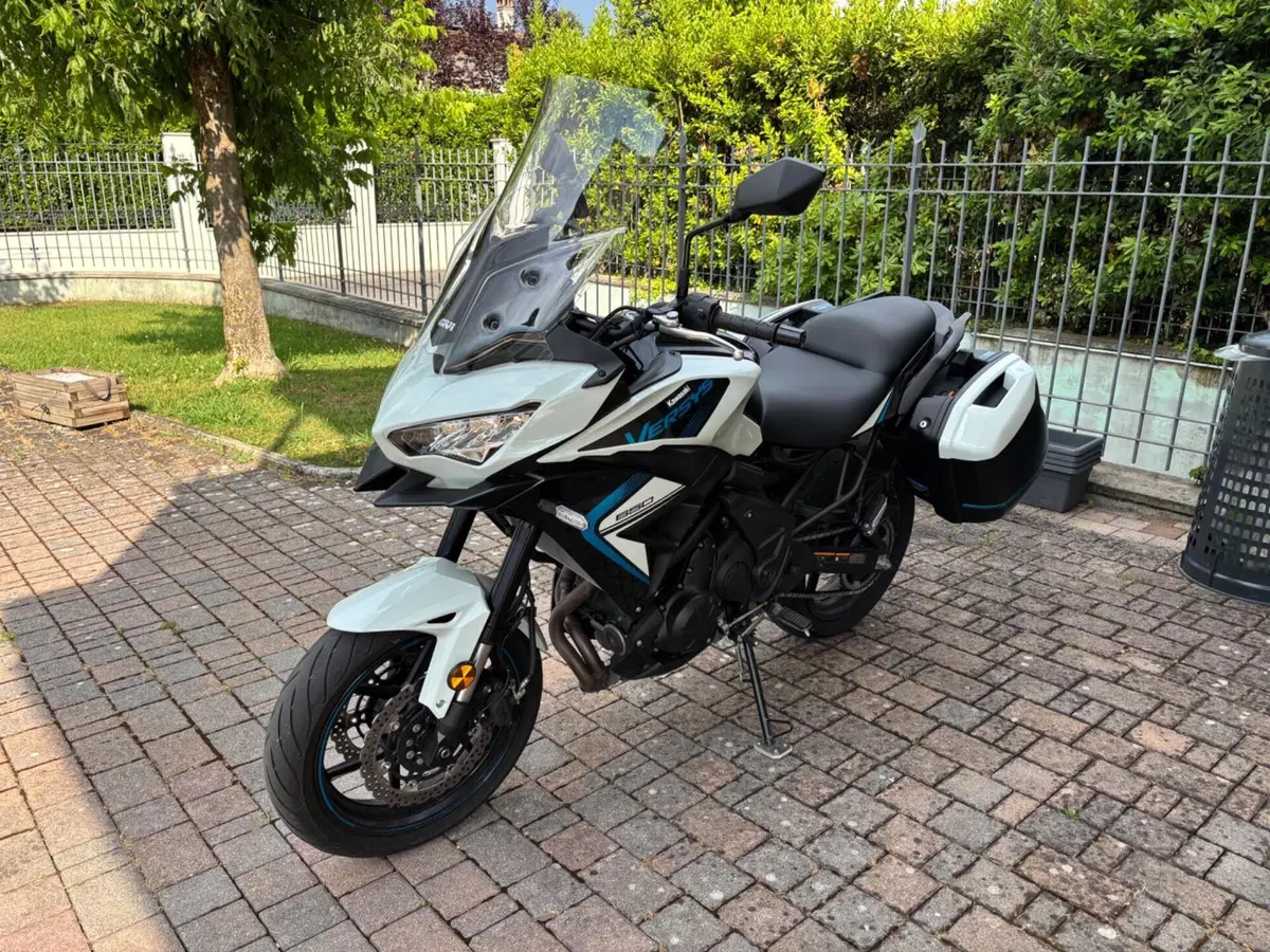 Kawasaki Versys 650 (2025 - 26) (3)
