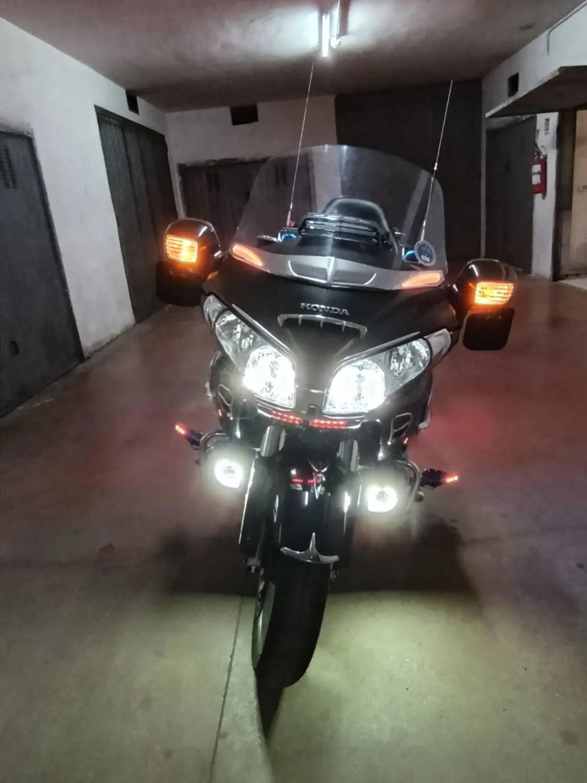Honda GL 1800 Gold Wing (2007 - 11) (5)
