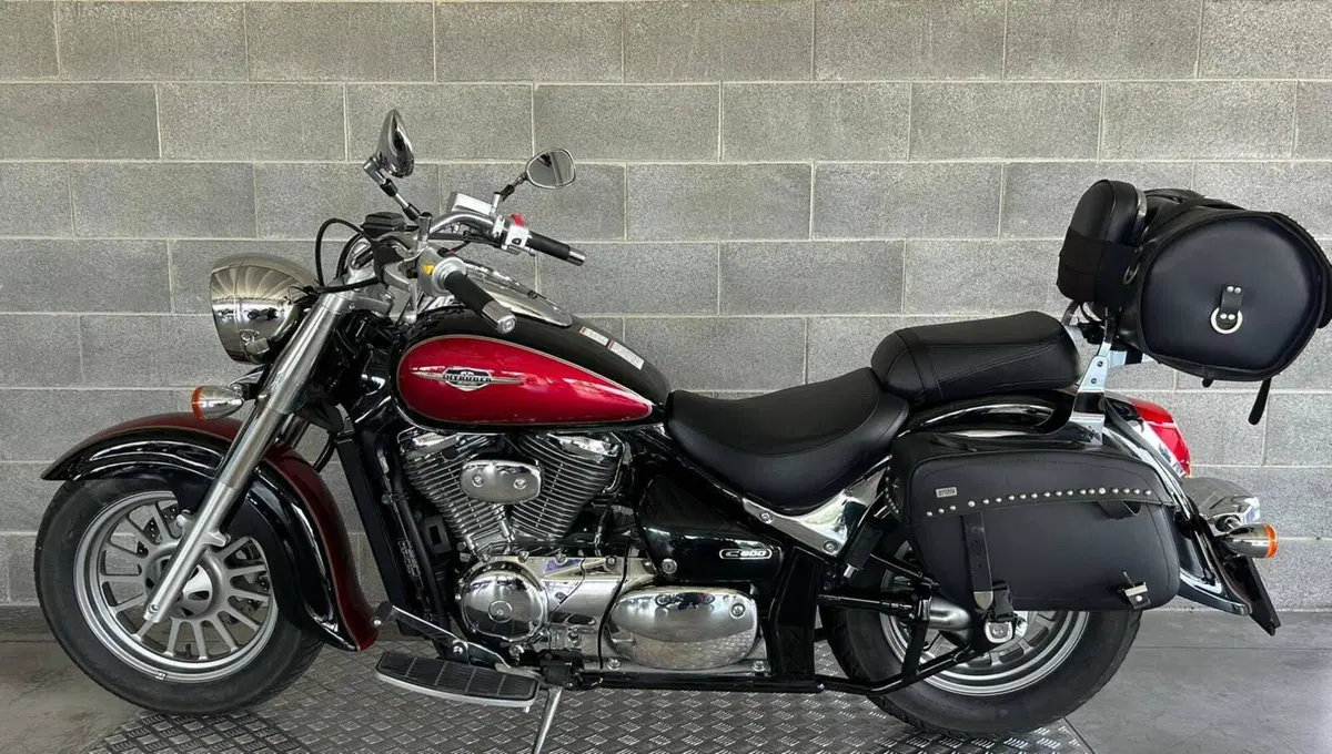 Suzuki Intruder 800 C (2009 - 14) (2)