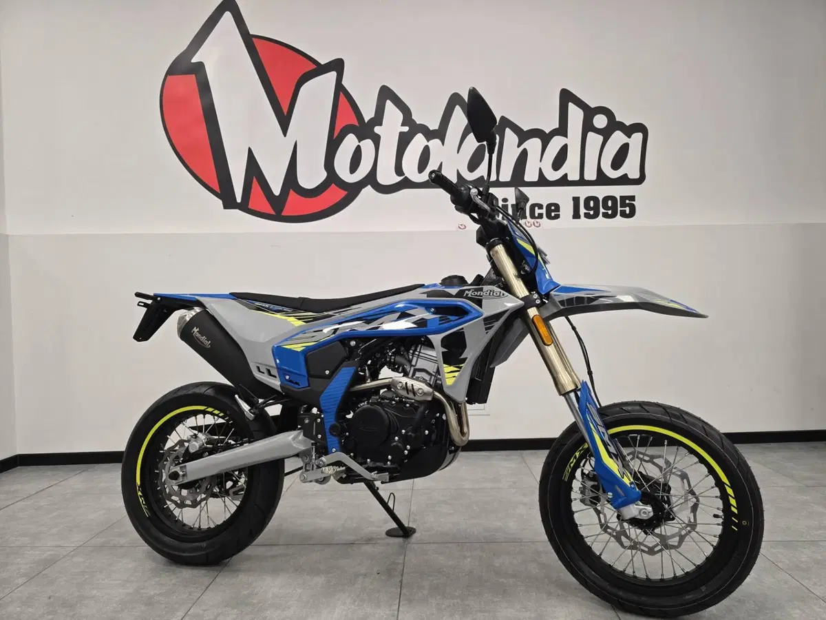 FB Mondial SMX 125 Motard (2025 - 26)