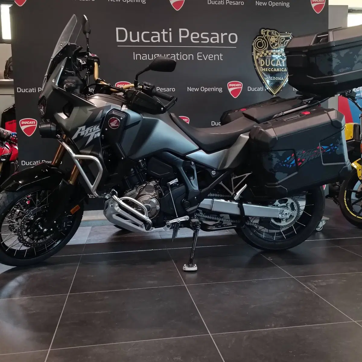 Honda Africa Twin CRF 1100L Adventure Sports (2024 - 26) (2)
