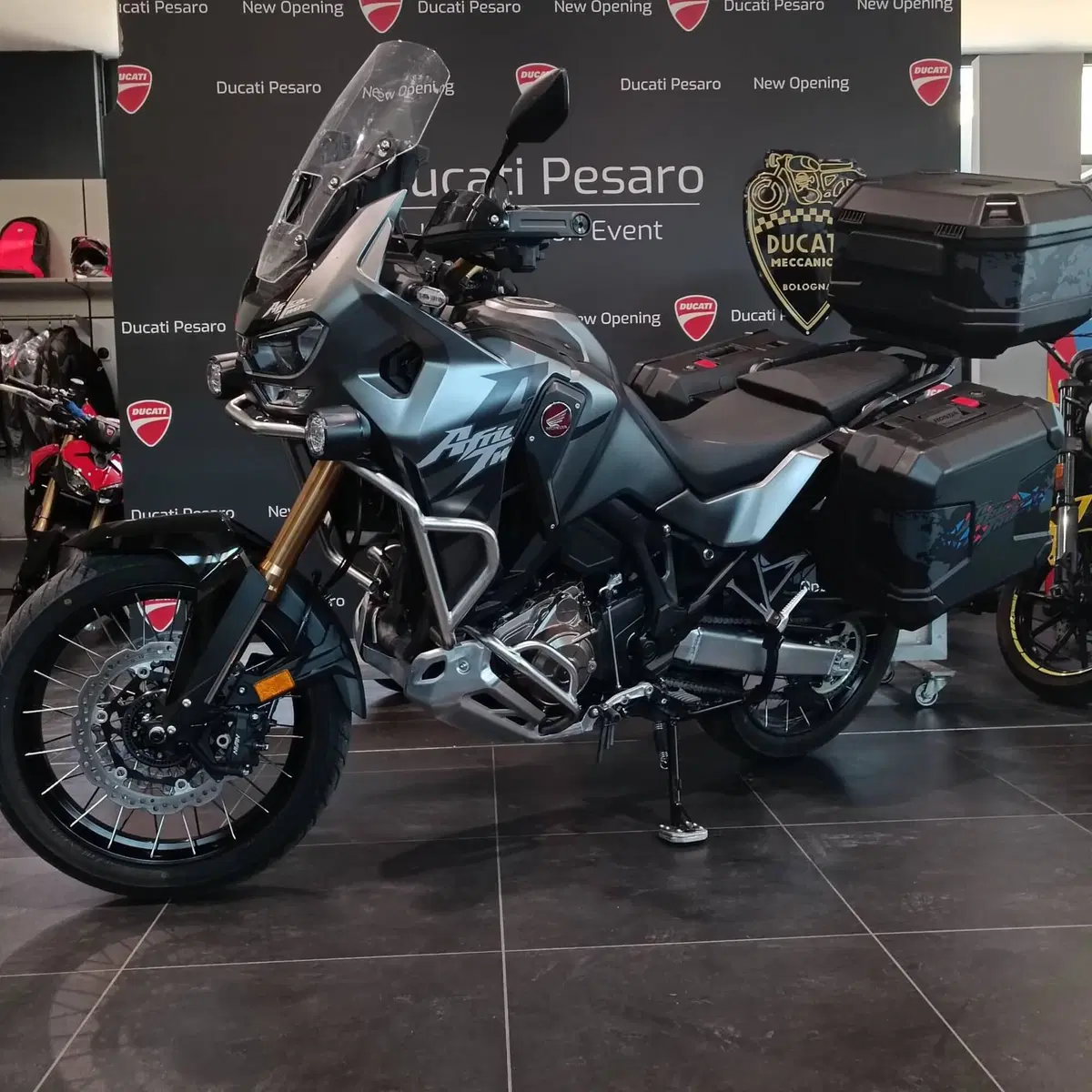 Honda Africa Twin CRF 1100L Adventure Sports (2024 - 26) (3)