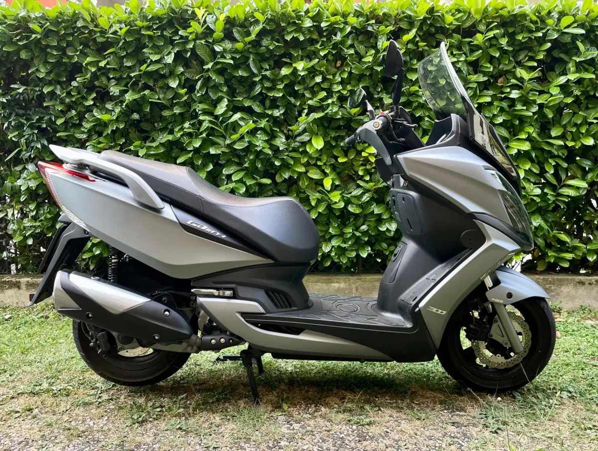 Kymco G-Dink 300i (2018 - 20) (3)
