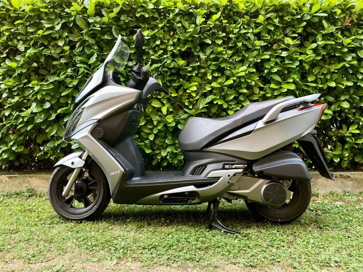 Kymco G-Dink 300i (2018 - 20) (6)