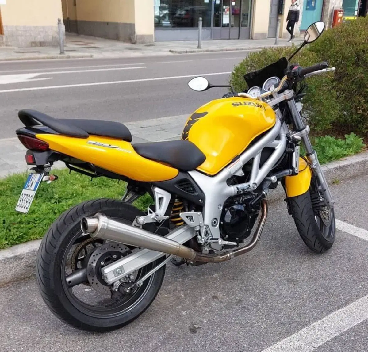 Suzuki SV 650 (1999 - 02) (10)