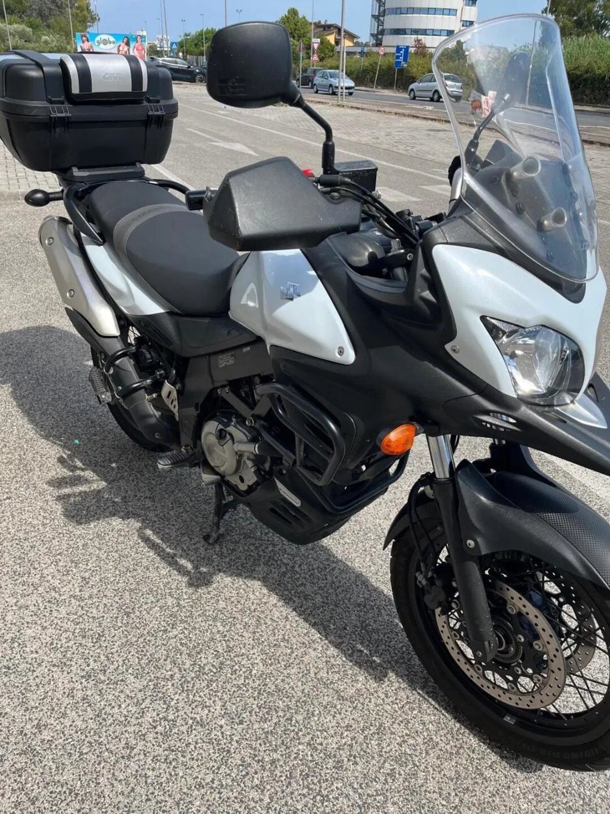 Suzuki V-Strom 650XT ABS (2015 - 17) (2)