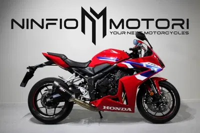 Honda CBR 650 R E-Clutch (2024 - 26) usata