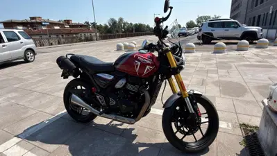 Triumph Speed 400 (2024 - 26) usata