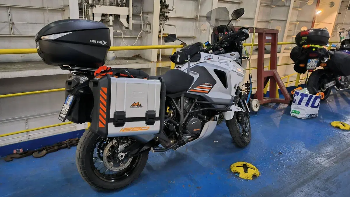 KTM 1290 Super Adventure (2015 - 16) (9)