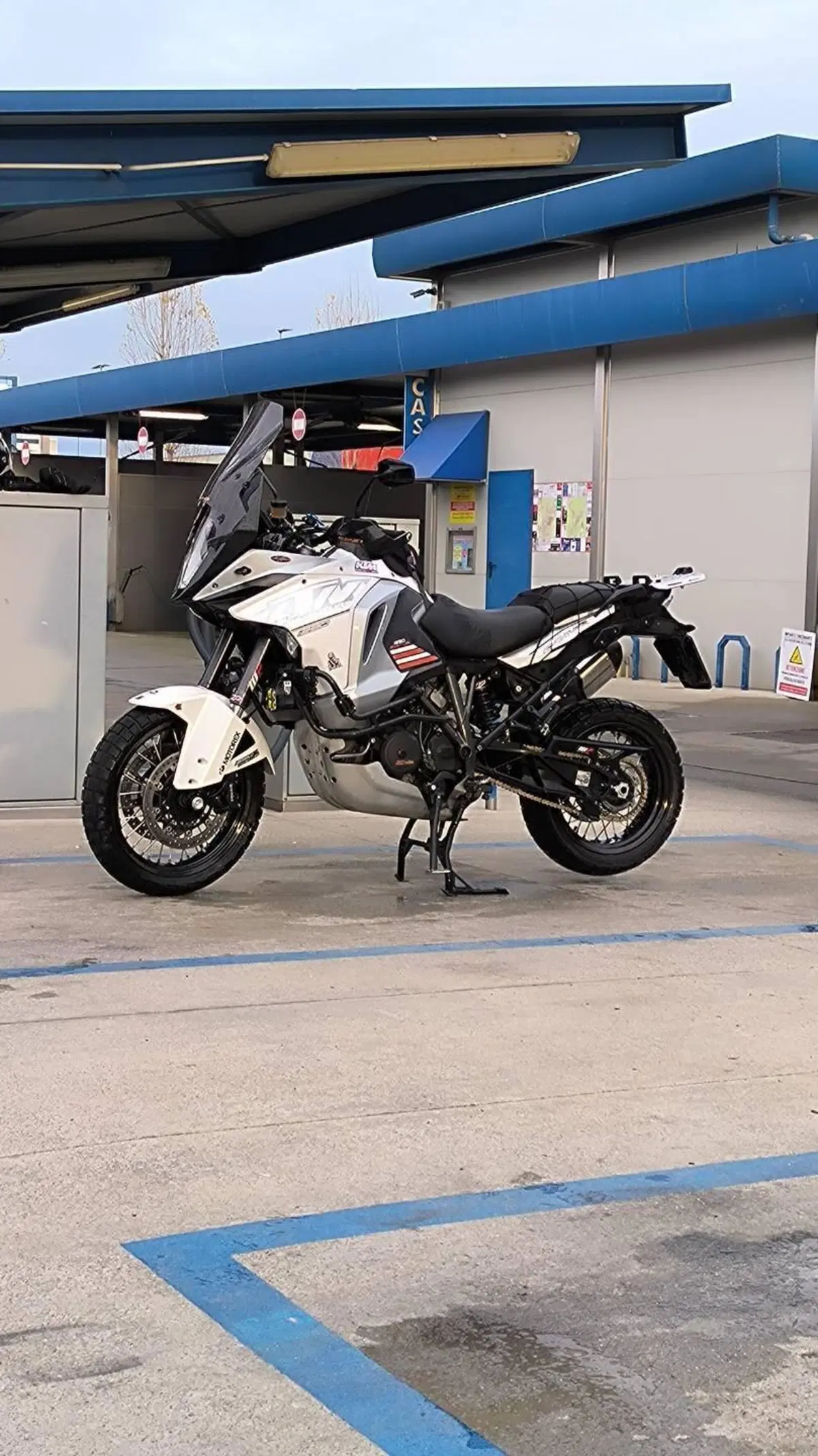KTM 1290 Super Adventure (2015 - 16) (5)