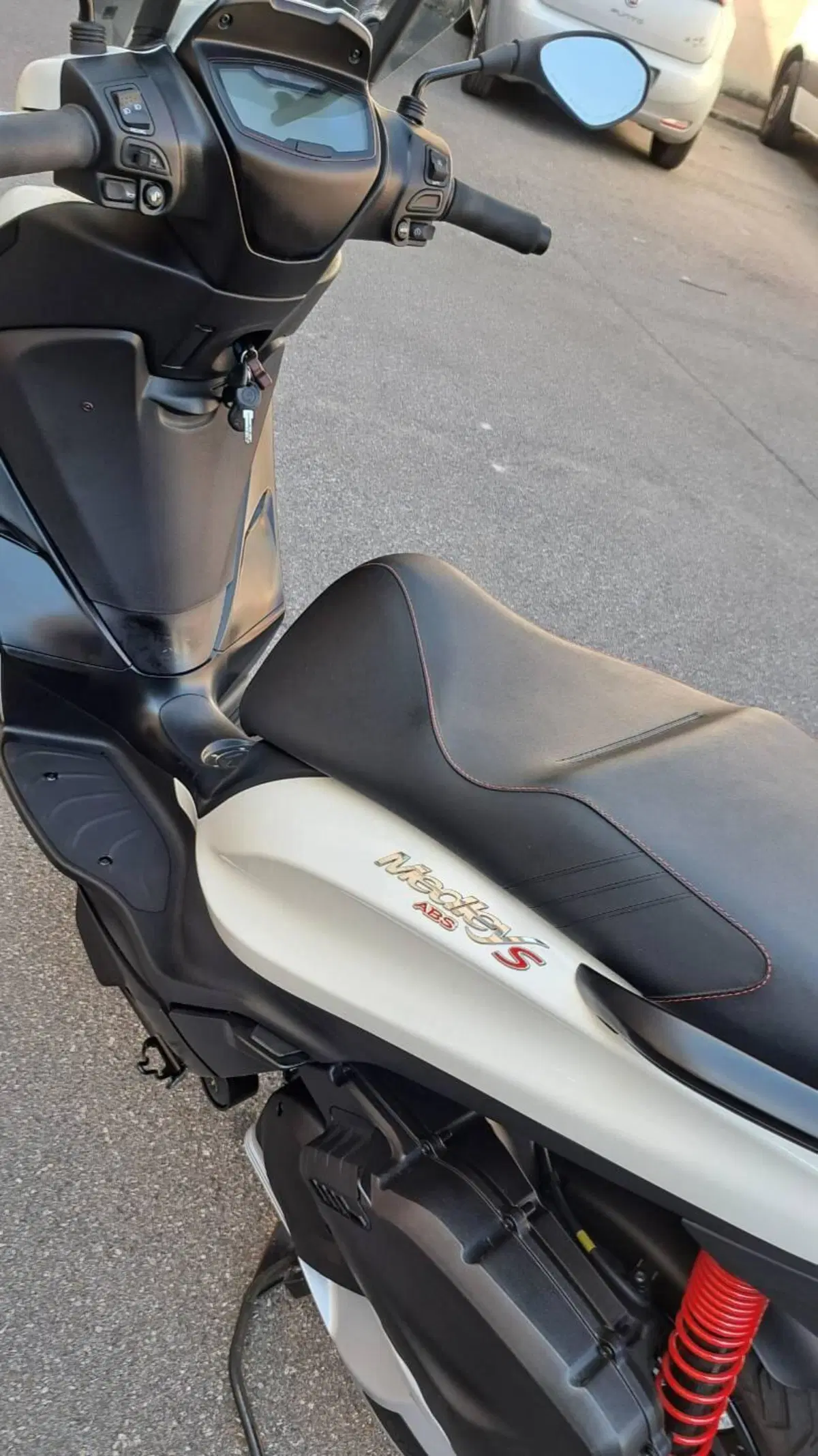 Piaggio Medley 150 S ABS (2021 - 25) (7)
