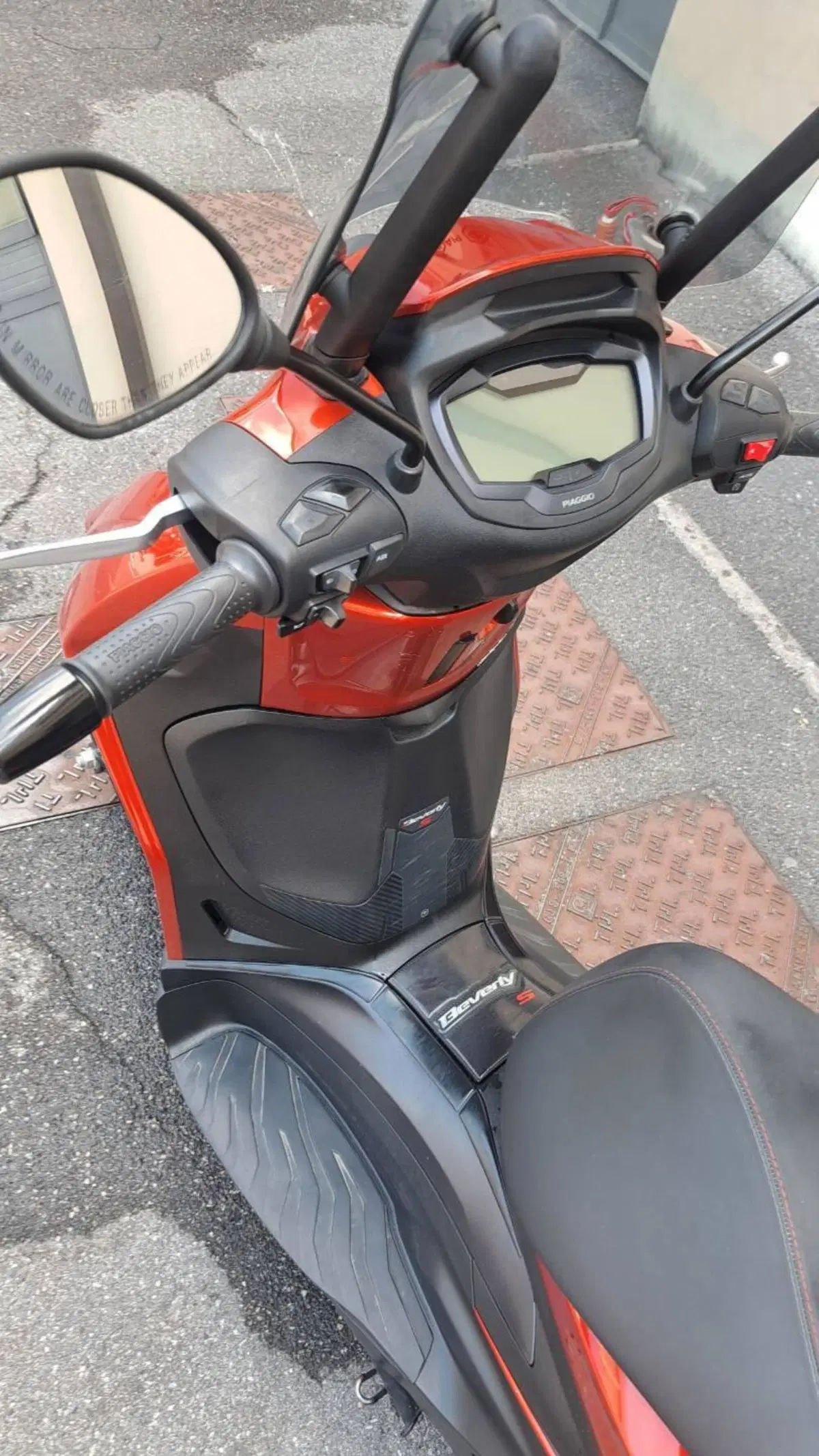 Piaggio Beverly 300 S ABS-ASR (2021 - 25) (4)