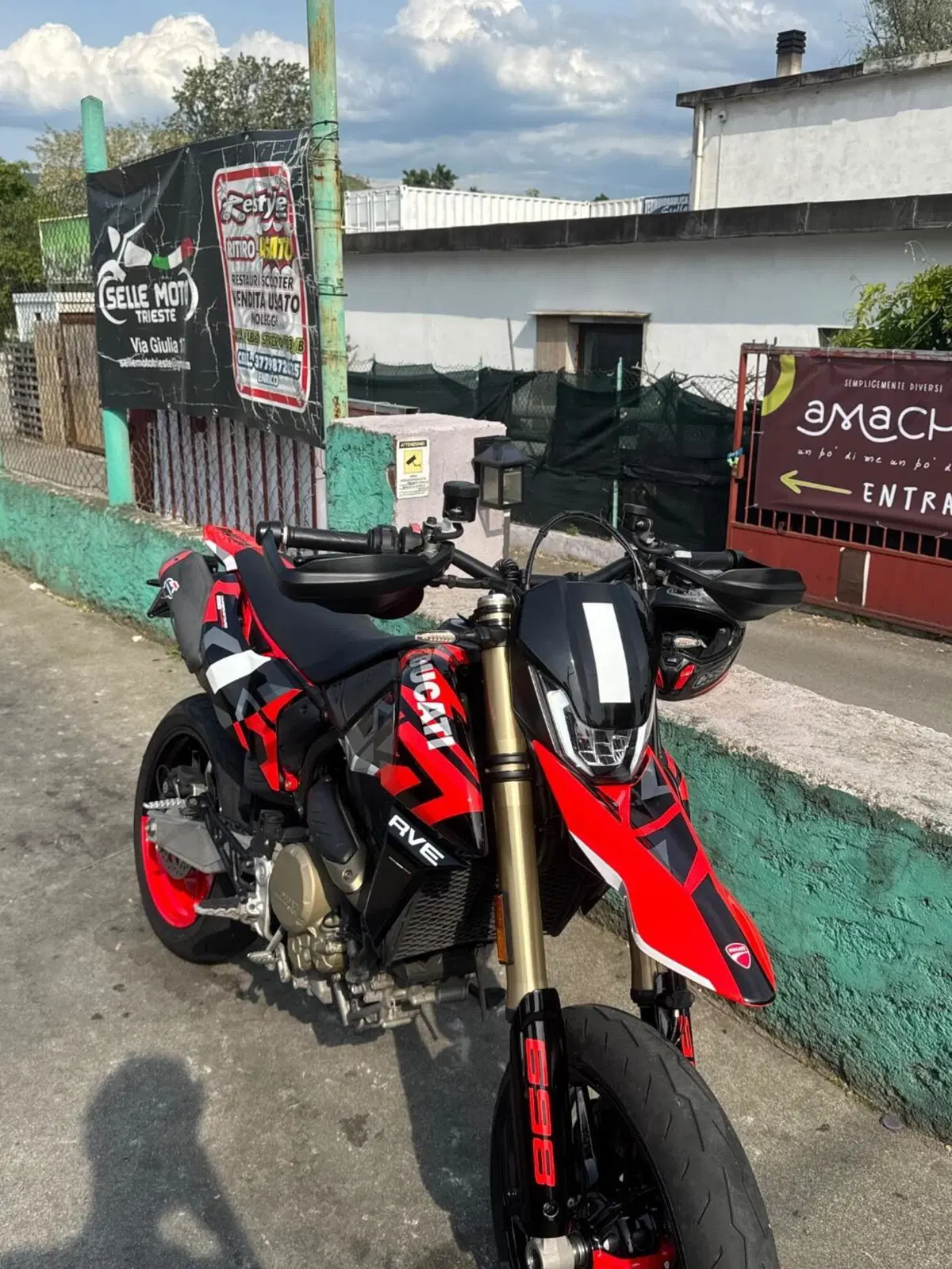 Ducati Hypermotard 698 Mono RVE (2024 - 26) (4)
