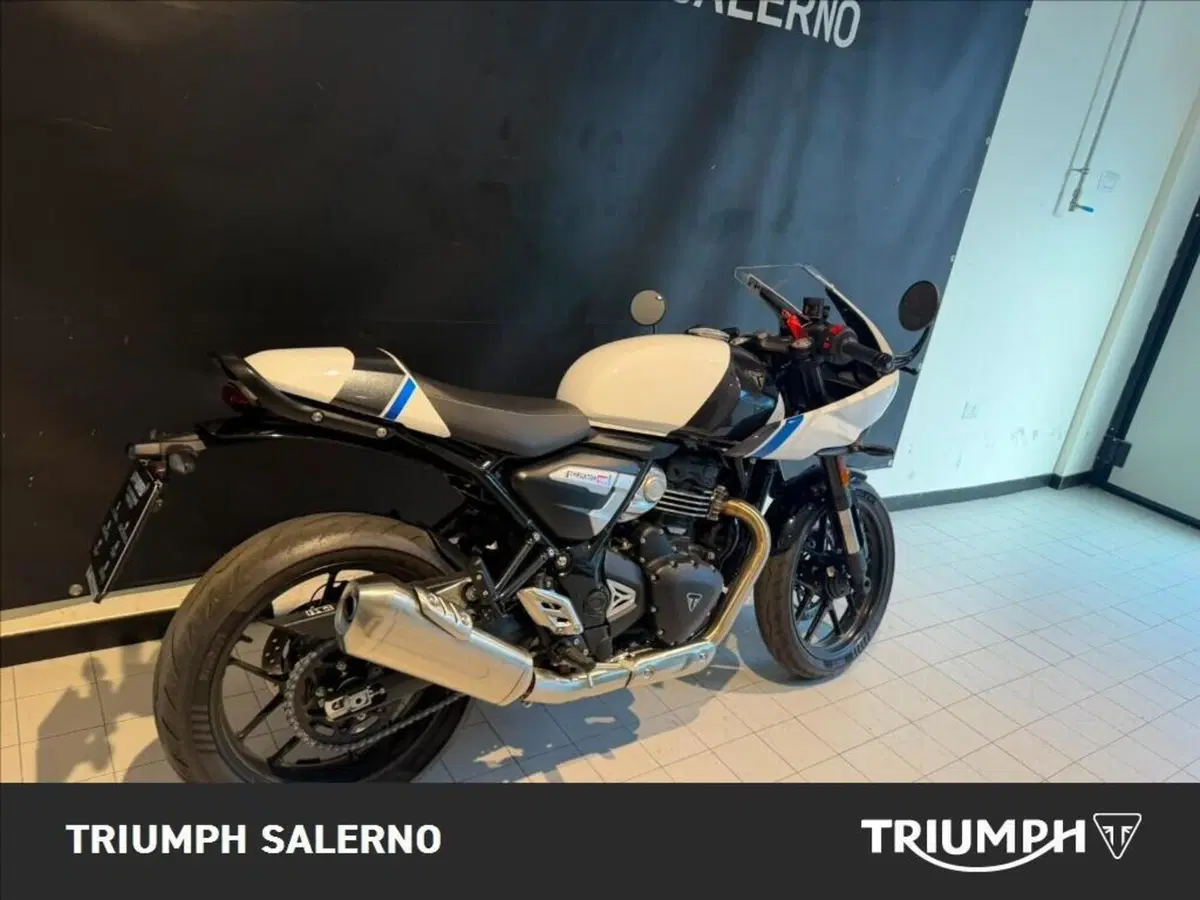 Triumph Thruxton 400 (2026) (2)
