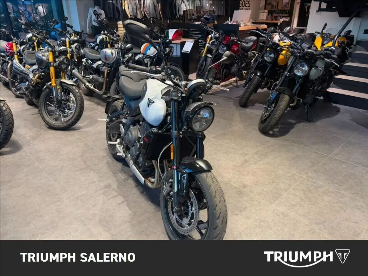 Triumph Trident 660 (2025) (2)