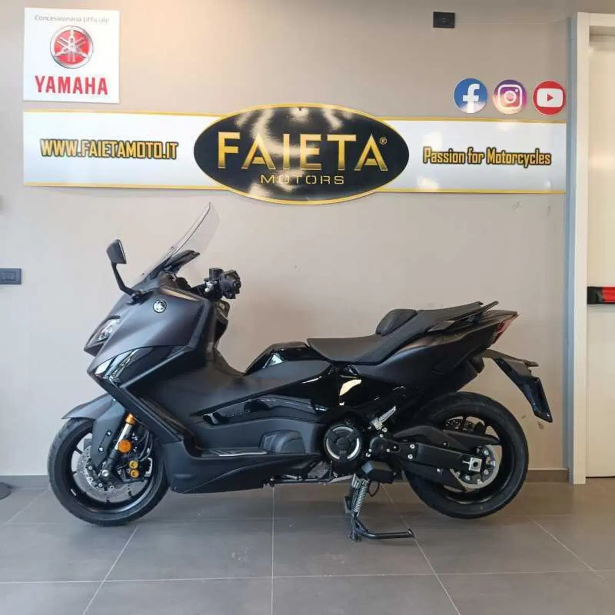 Yamaha T-Max 560 Tech Max (2022 - 24)