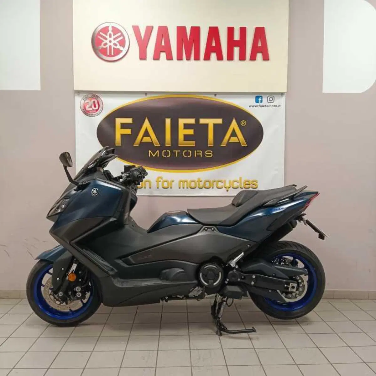 Yamaha T-Max 560 (2022 - 24)