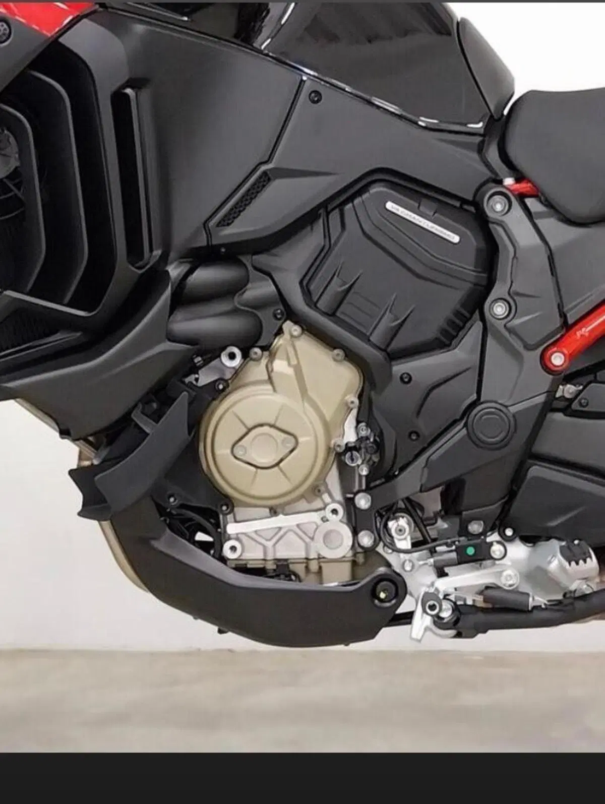 Ducati Multistrada V4 Pikes Peak (2025 - 26) (13)