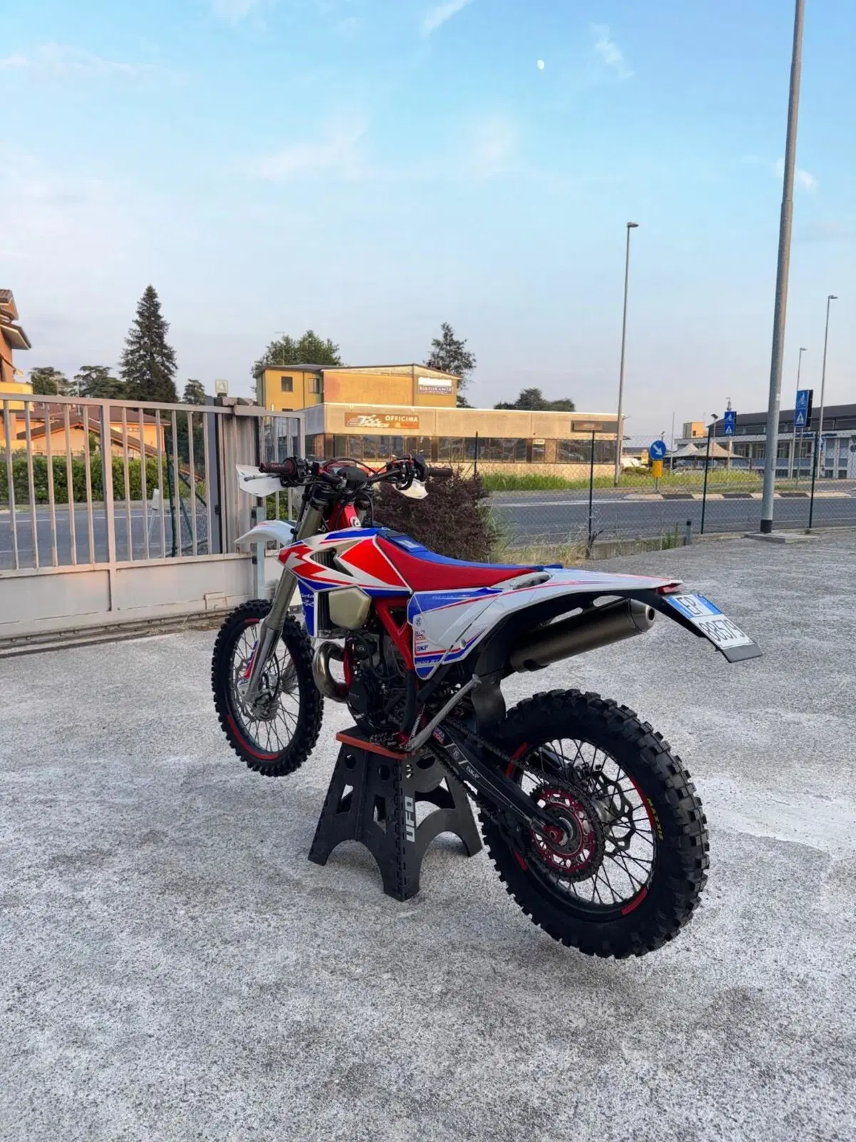 Betamotor RR 300 2T Enduro (2019) (2)