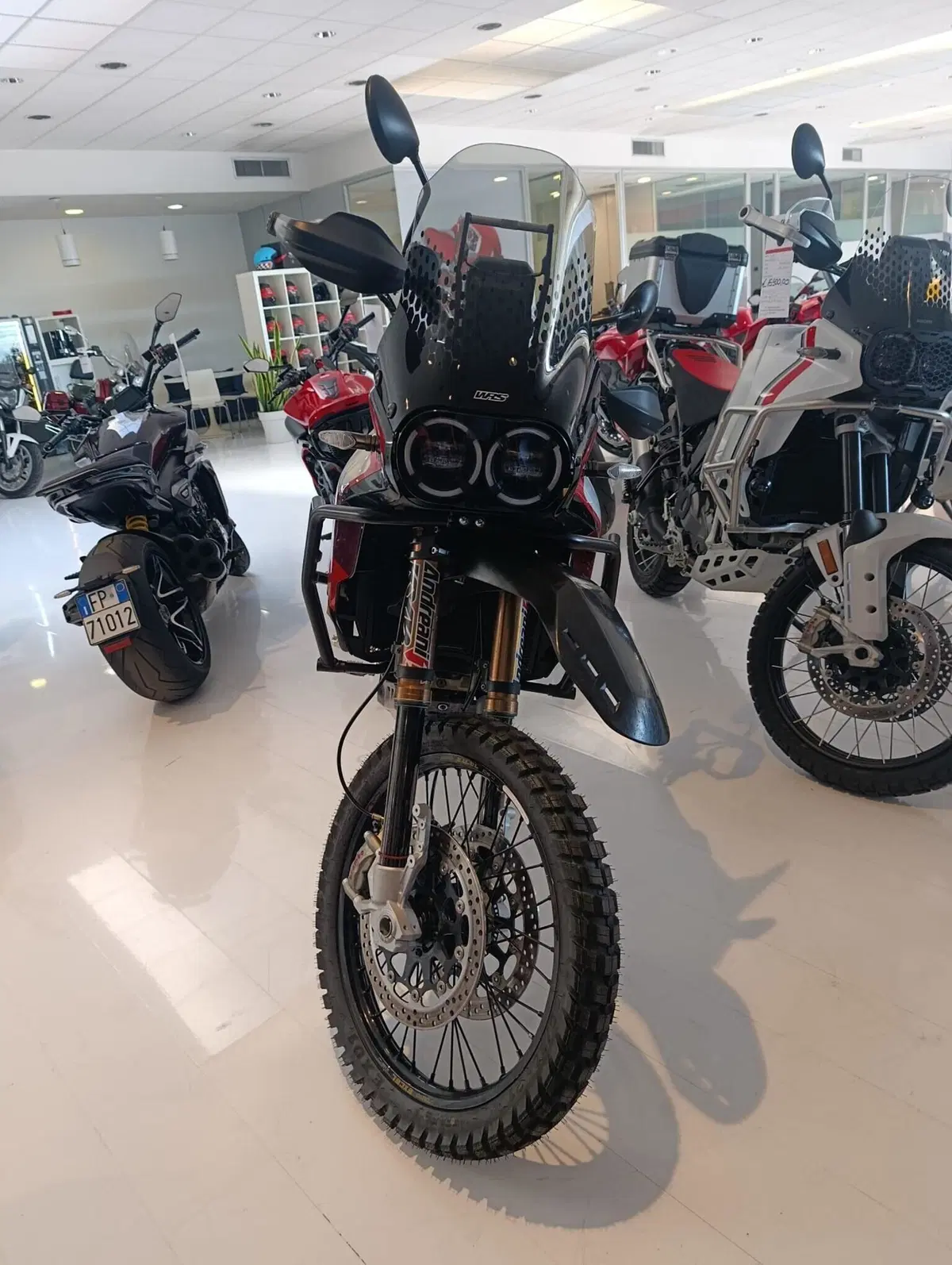 Ducati DesertX (2022 - 25) (2)