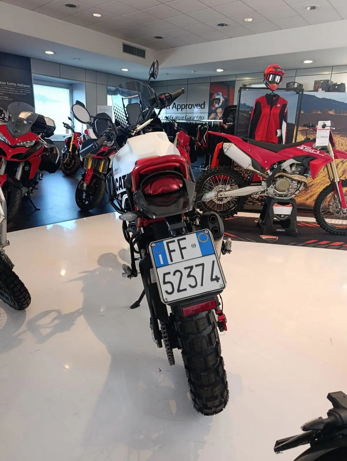 Ducati DesertX (2022 - 25) (4)