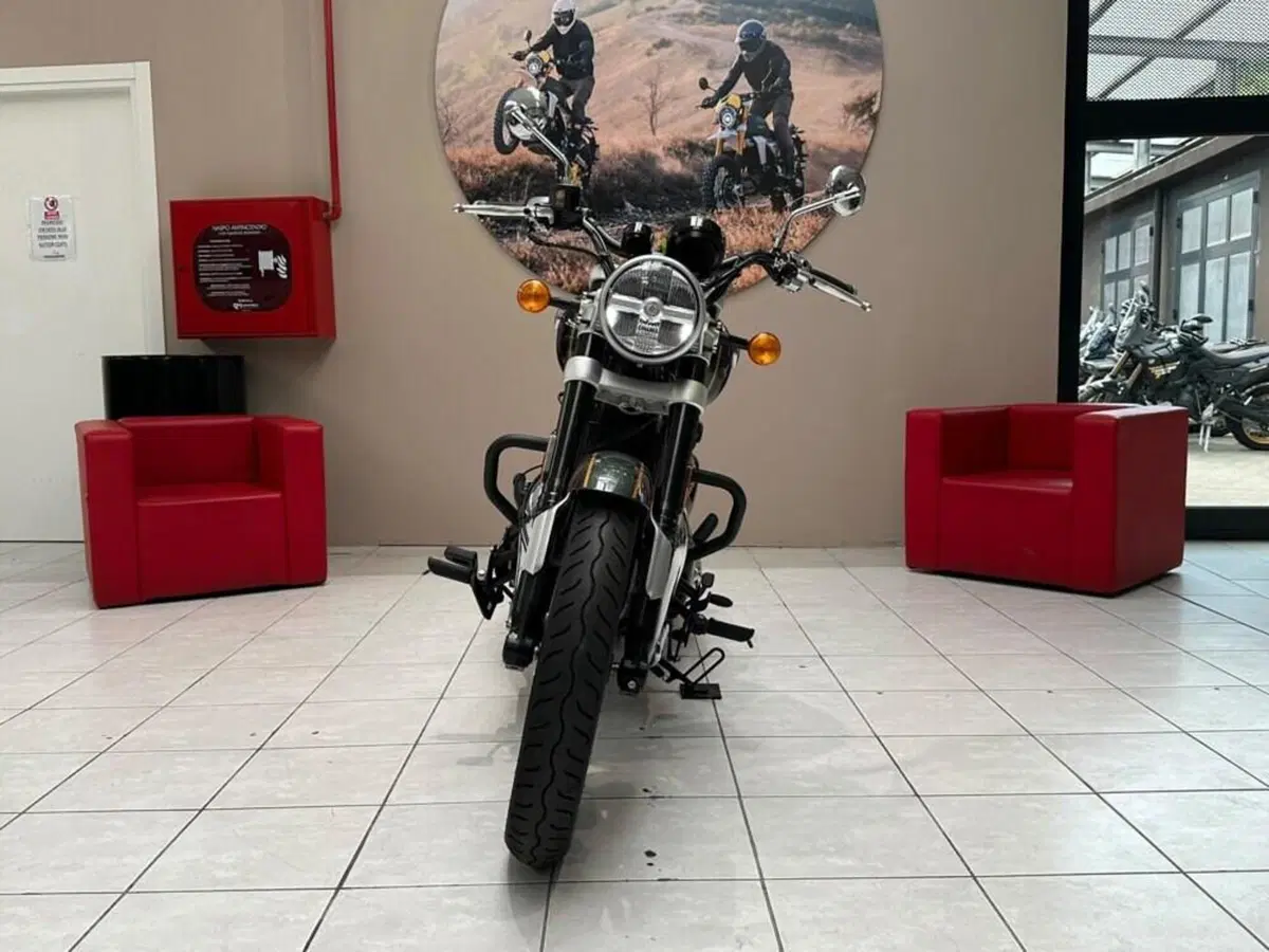 Royal Enfield Super Meteor 650 (2023 - 26) (2)