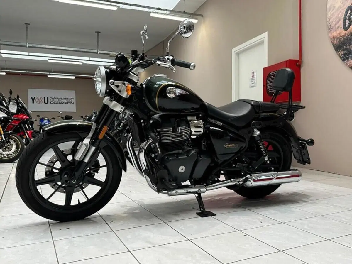 Royal Enfield Super Meteor 650 (2023 - 26) (3)
