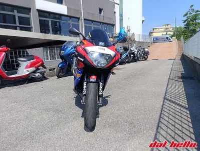 Aprilia RSV 1000 (2000 - 01) usata
