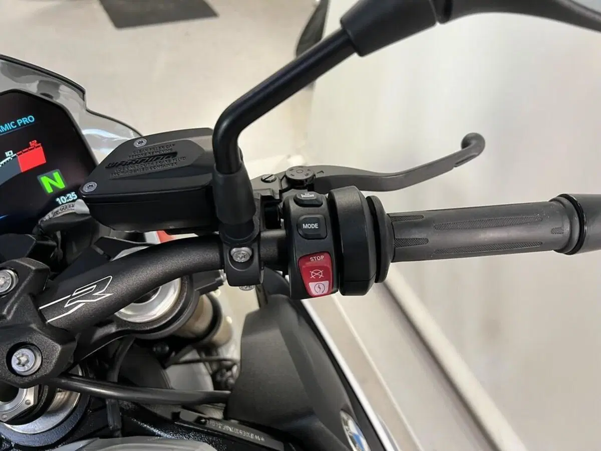 Bmw S 1000 R (2021 - 24) (9)