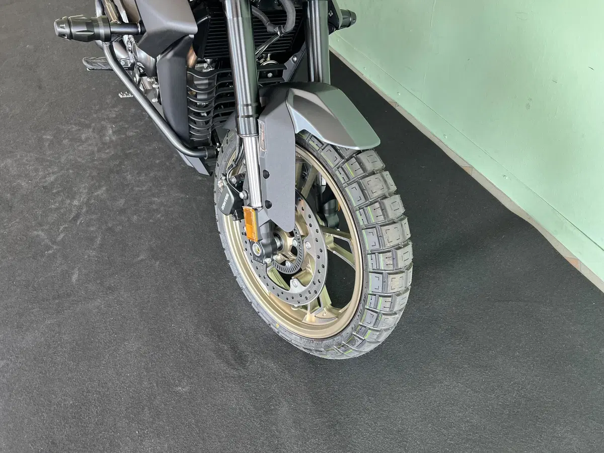 Zontes ZT125-G1 (2020 - 26) (14)