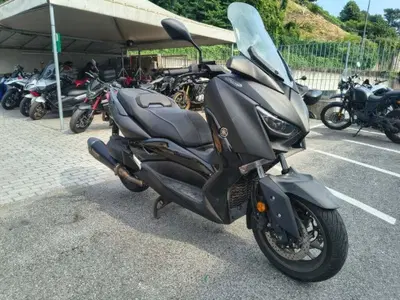 Yamaha X-Max 400 Tech Max (2020) usata