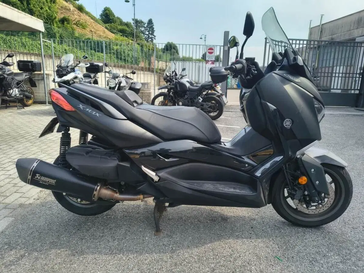 Yamaha X-Max 400 Tech Max (2020) (3)
