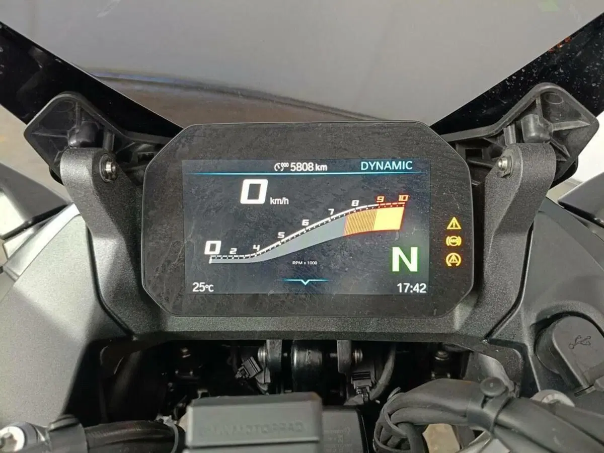 Bmw R 1300 RS (2026) (8)